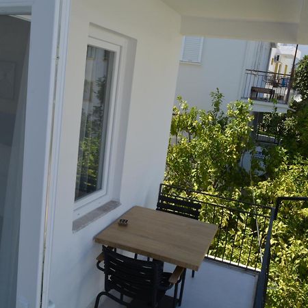 Leonis Hotel Каш Екстериор снимка