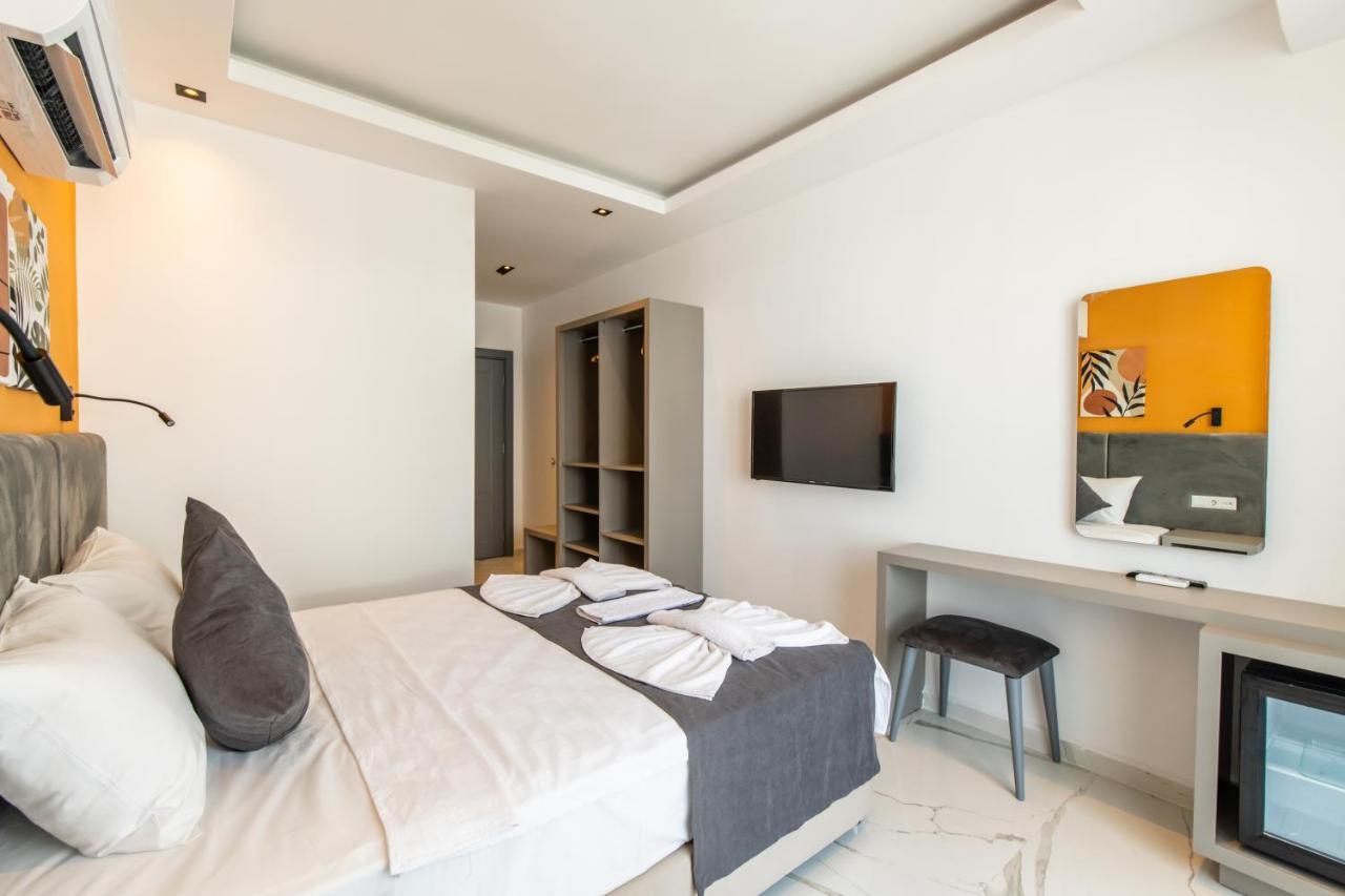 Leonis Hotel Каш Екстериор снимка
