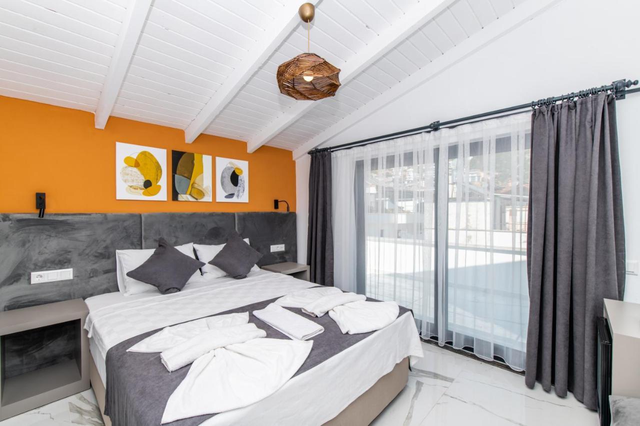 Leonis Hotel Каш Екстериор снимка