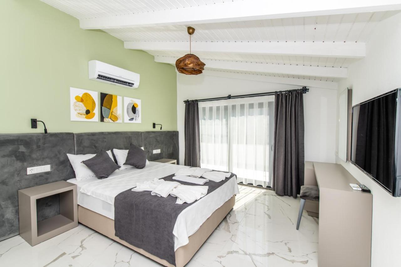 Leonis Hotel Каш Екстериор снимка