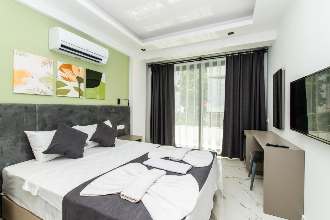 Leonis Hotel Каш Екстериор снимка